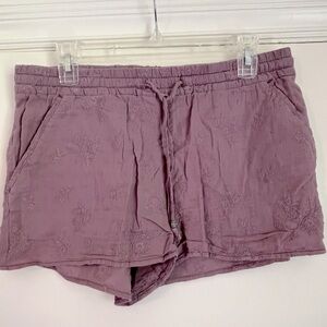 Purple lightweight textured shorts